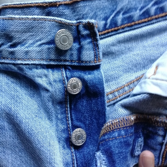 OLD LEVI'S 501 Denim Shorts Cut Off Fray Hem Button Fly 100% Cotton Red Tab W29 - Picture 4 of 8